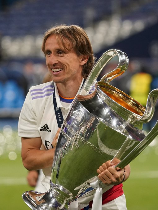 教练组考察多名年轻球员