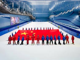 BURTON团队新赛季多点开花，苏翊鸣连夺FIS大跳台两站冠军